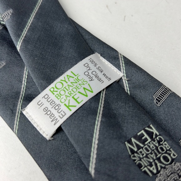 Royal Botanic Gardens Necktie Grey Striped All Silk Weft Made in England - Picture 2 of 9